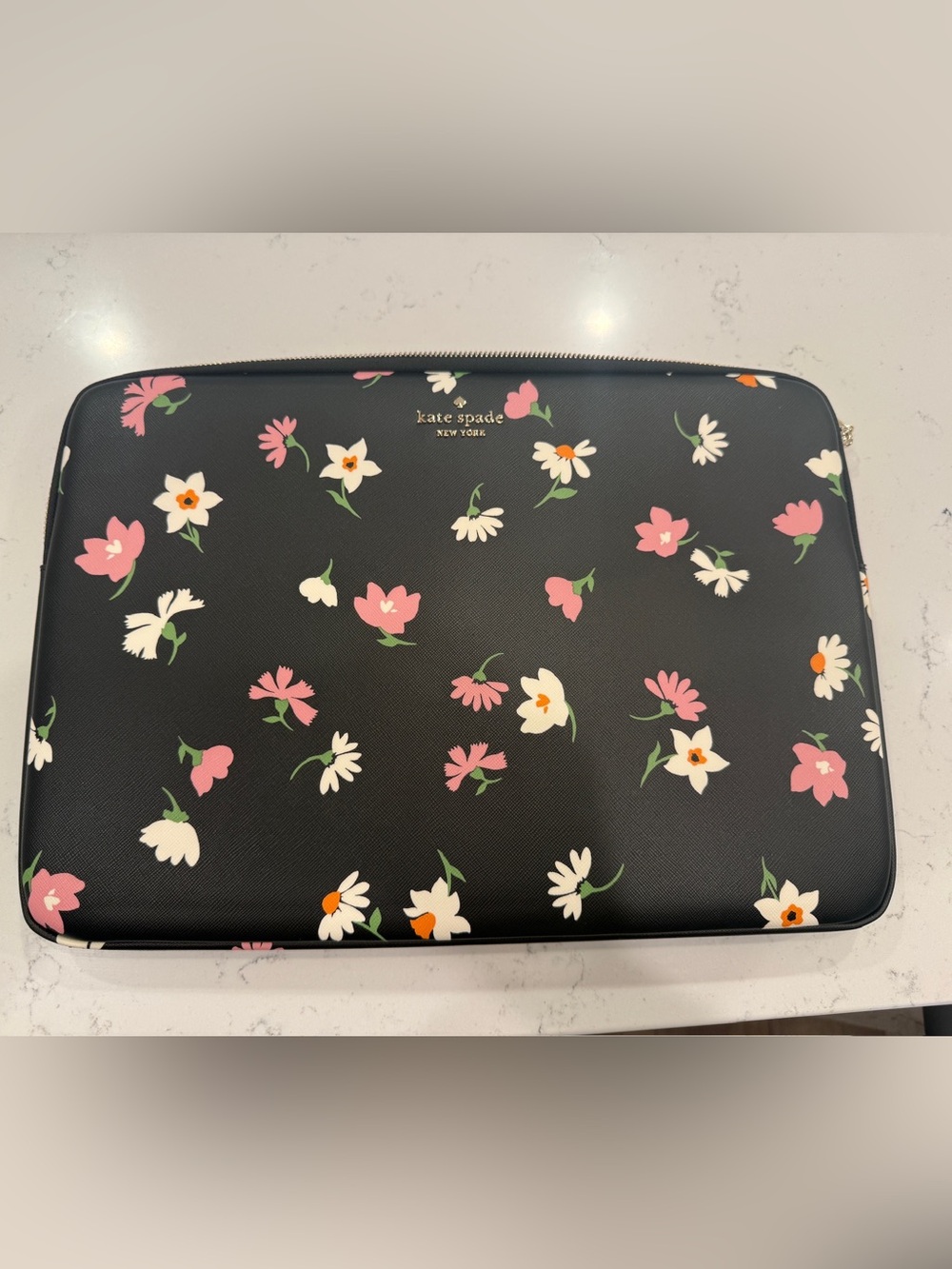 Kate Spade Black Floral Waltz Printed Laptop Sleeve. 0.79” W x10.63” H x15.16” D